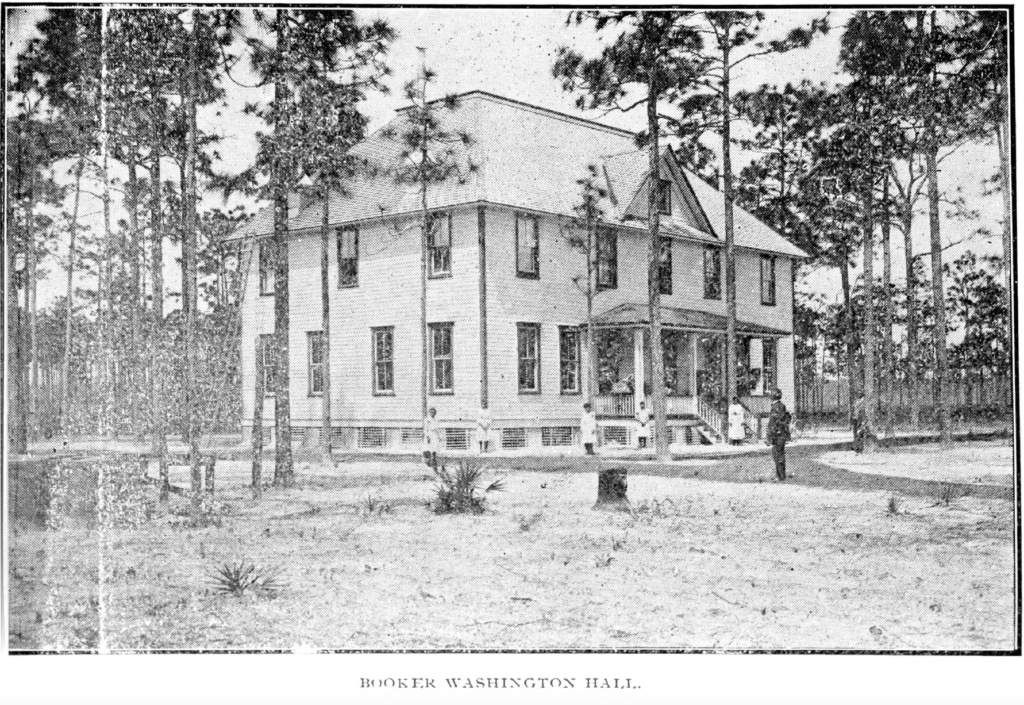 Image of Booker T. Washington Hall at Hungerford School in Eatonville, Florida